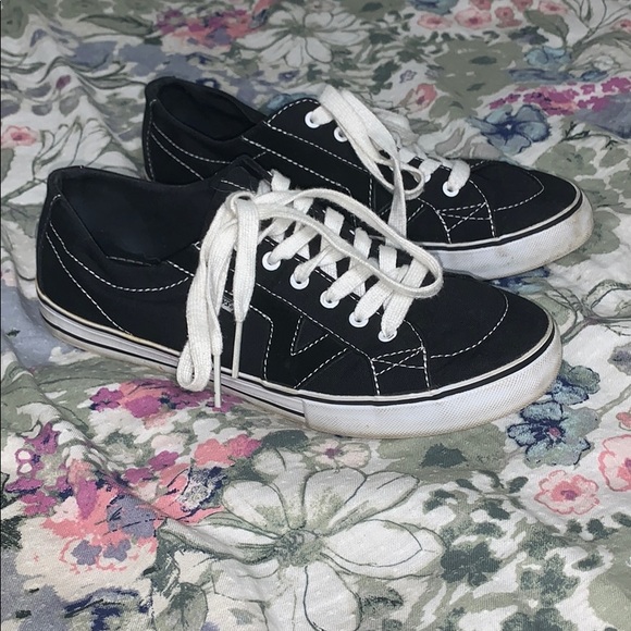 Vans Shoes - Women’s Vans